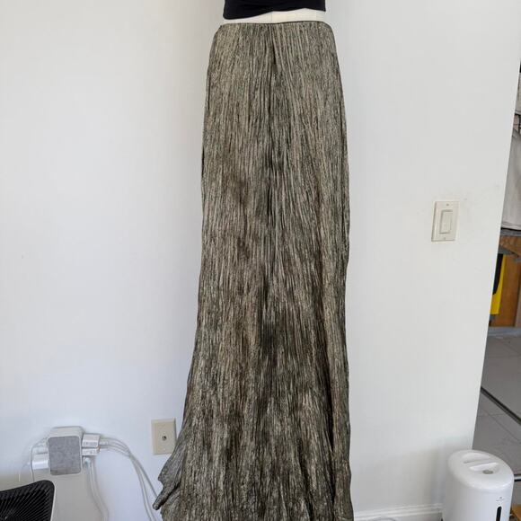 RALPH LAUREN COLLECTION (PURPLE LABEL) GOLD CRINKLE PLEATED MAXI SKIRT - Picture 3 of 5